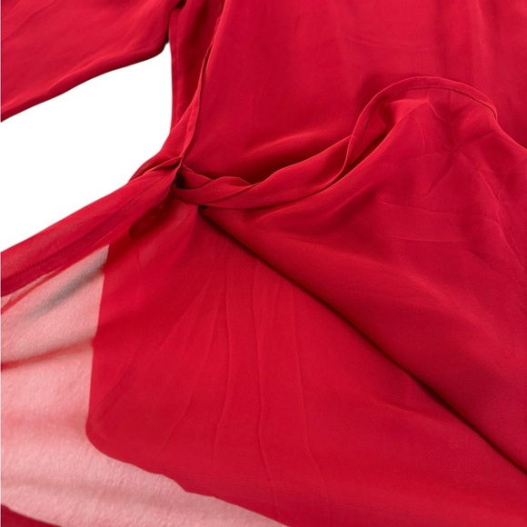 Chico's Women's Red Long Sleeve Blouse Size 2 - Picture 13 of 17
